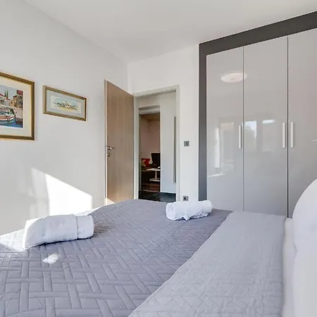 House Macut Casa vacanze *